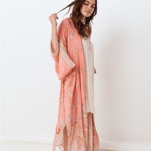 Spell and the gypsy collective Hendrix robe